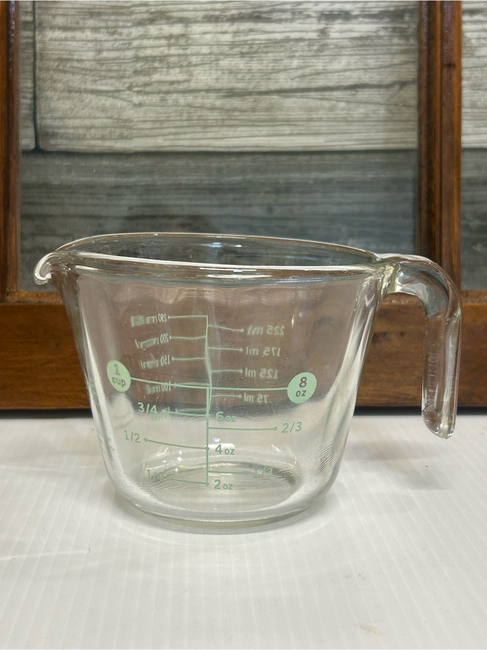 Y2K VTG  Martha Stewart Everyday Glass Measuring Cup 1 Cup 8 oz Jadeite Green